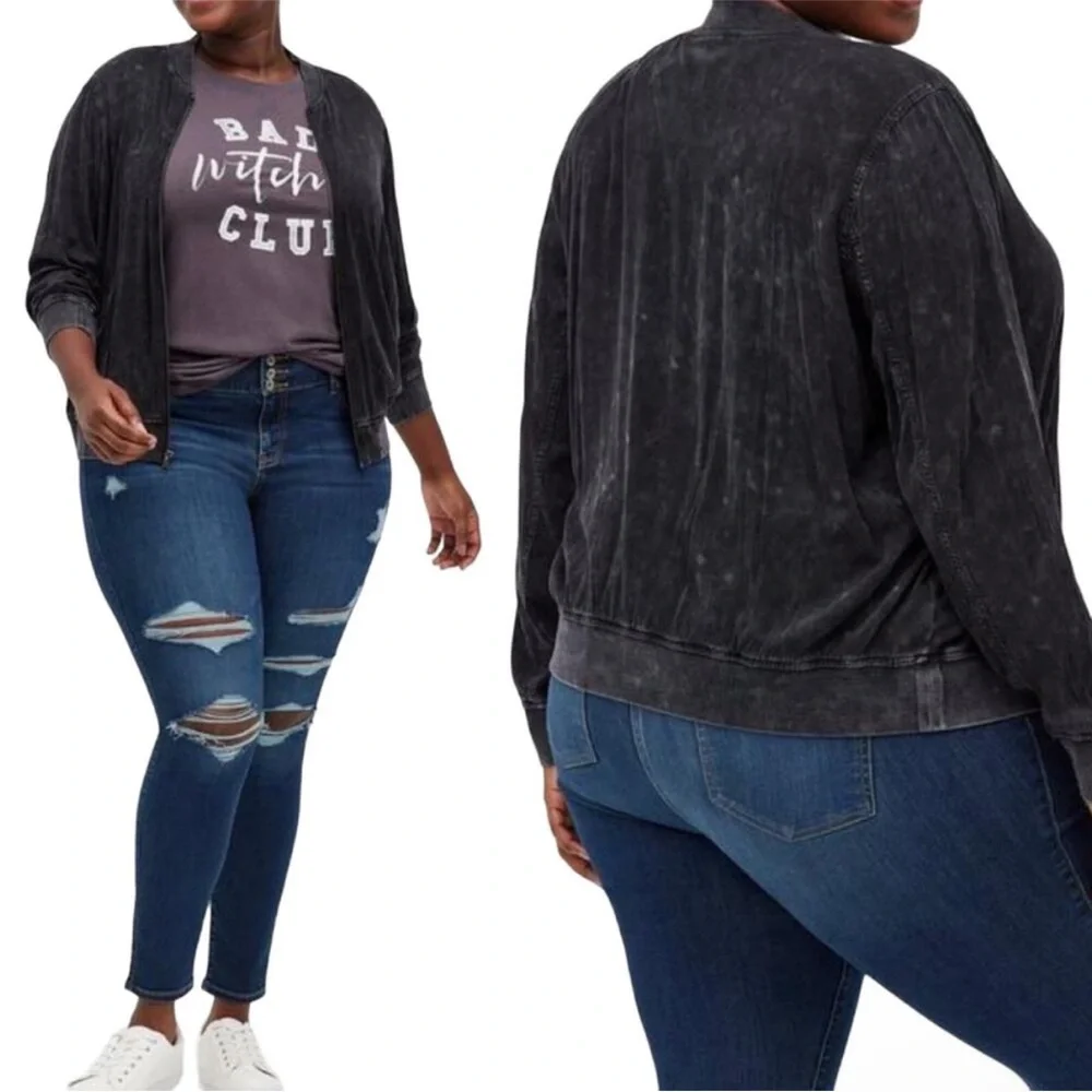 Torrid NWT Chills Bomber Jacket Women’s Size 4X Black Wash Long Sleeve Full Zip